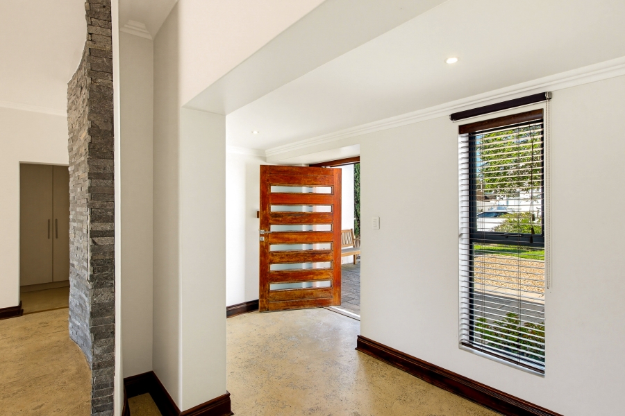 4 Bedroom Property for Sale in Croydon Vineyard Estate Western Cape